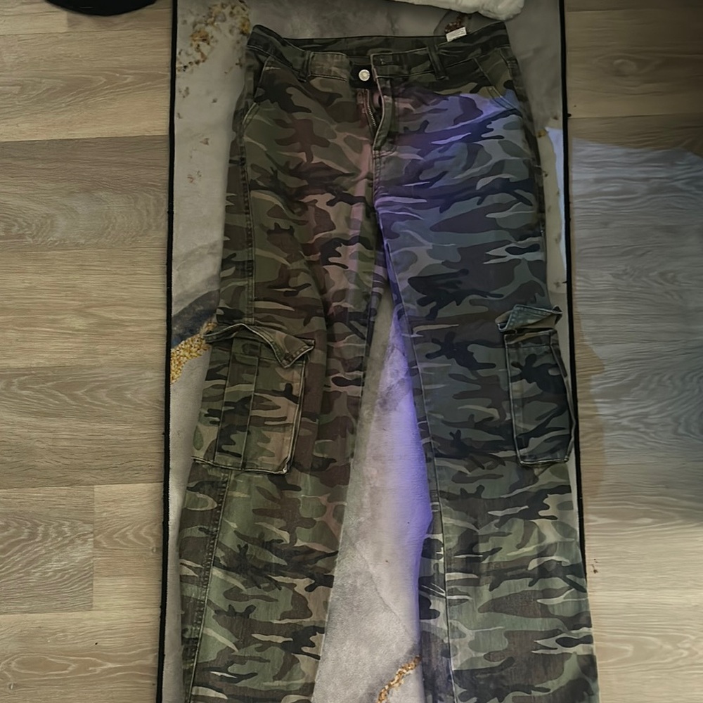 Camo Cargo Women's Jeans